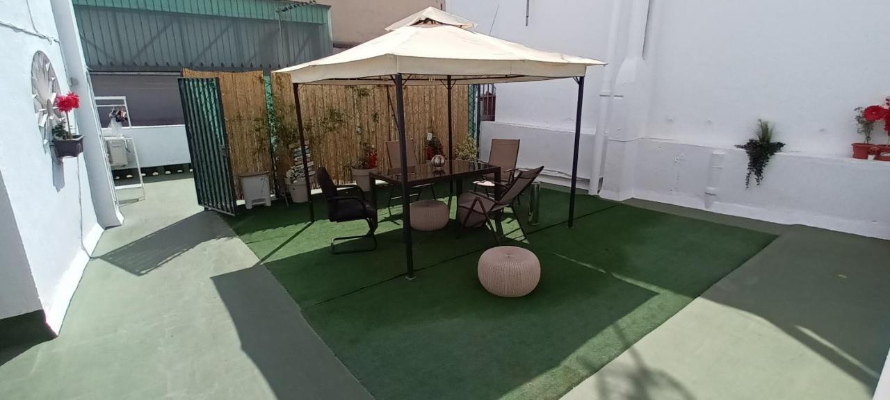 Ferienwohnung Atico Guadalquivir - Touristic Loft With Terrace Sevilla Exterior foto